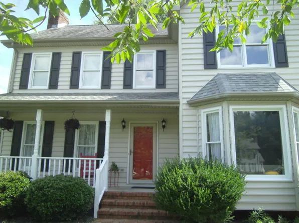 510 Bellwood Ln, South Boston, VA 24592
