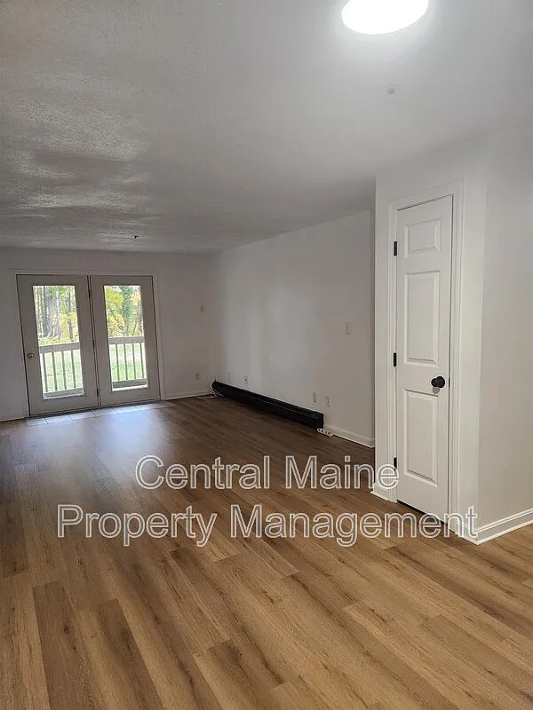 2 bed, 1.0 bath, 900 sqft, $1,650 — Photo 1