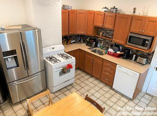 66 Harrison St #1B, Brookline, MA 02446