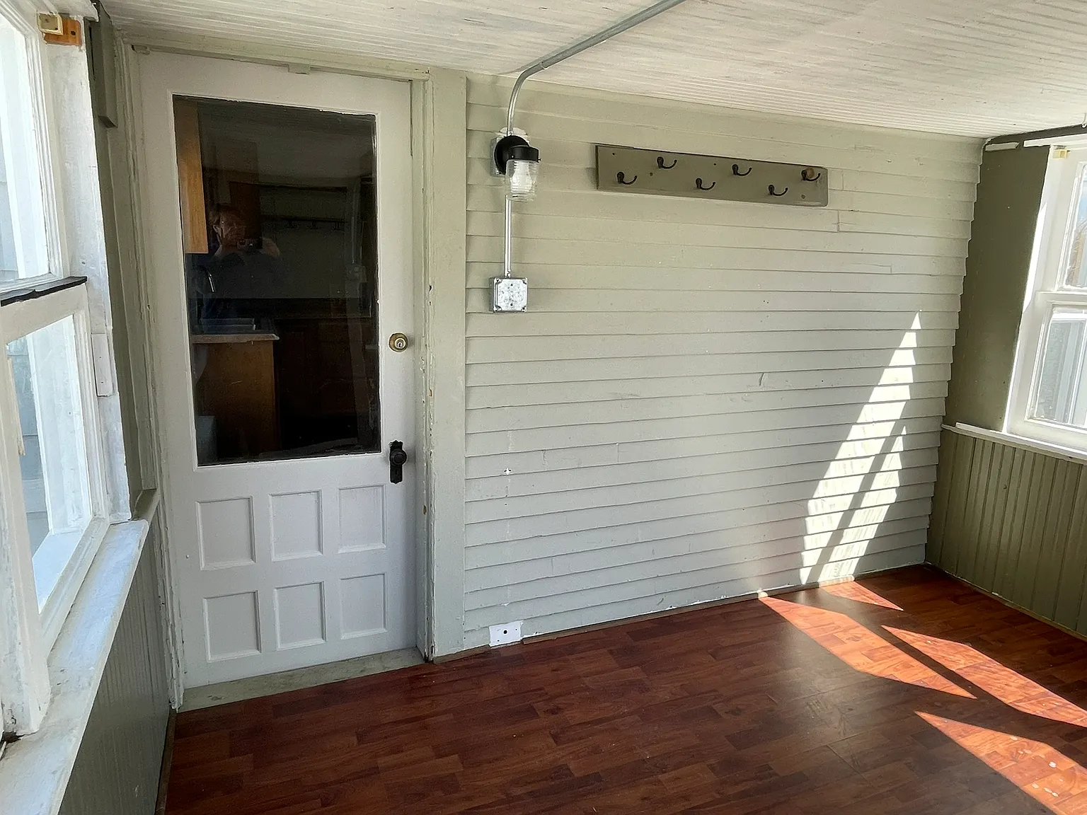 132 Weaver St — Photo 1