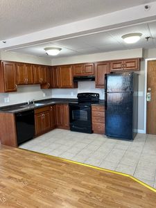 80 Foster St APT 304, Peabody, MA, 01960