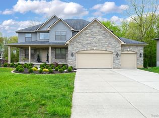 1475 Saint James Blvd, Ann Arbor, MI 48108