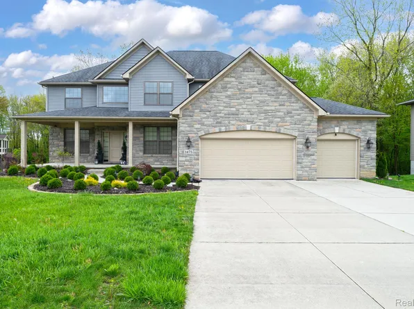 1475 Saint James Blvd, Ann Arbor, MI 48108