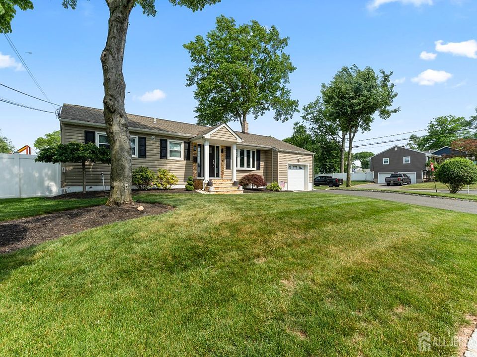 57 Desna St, Piscataway, NJ 08854 | MLS #2617246R | Zillow