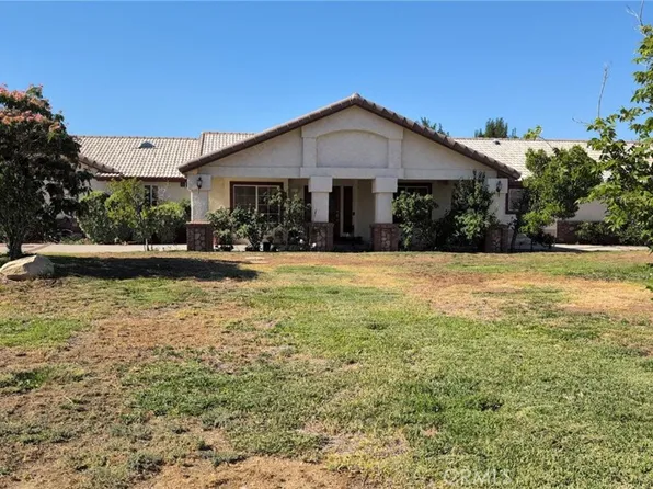 2828 W Avenue O8, Palmdale, CA 93551