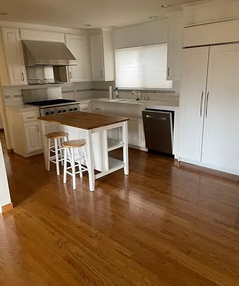 125 Lansberry Ct — Photo 5
