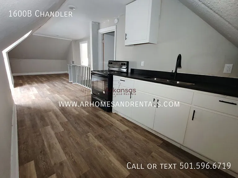 1600B Chandler St — Photo 5