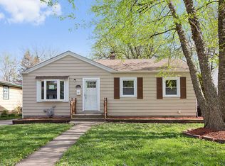 1217 Olive Rd, Homewood, IL 60430