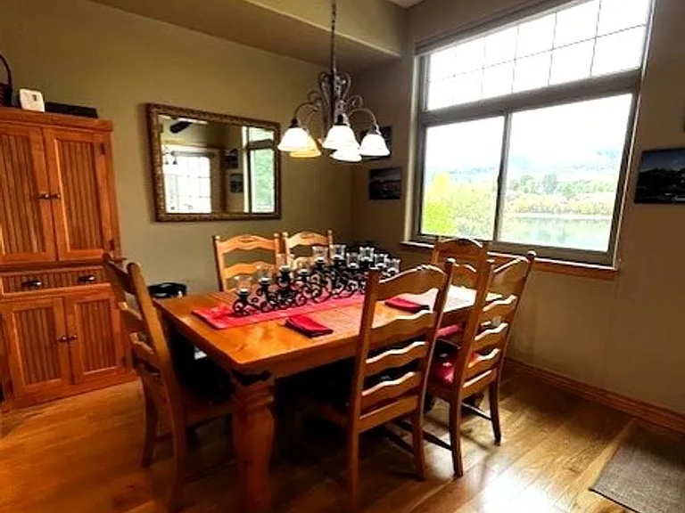 174 Robin Dr — Photo 7
