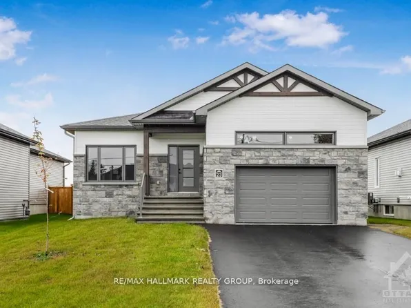 313 Zakari St, Casselman, ON K0A 1M0
