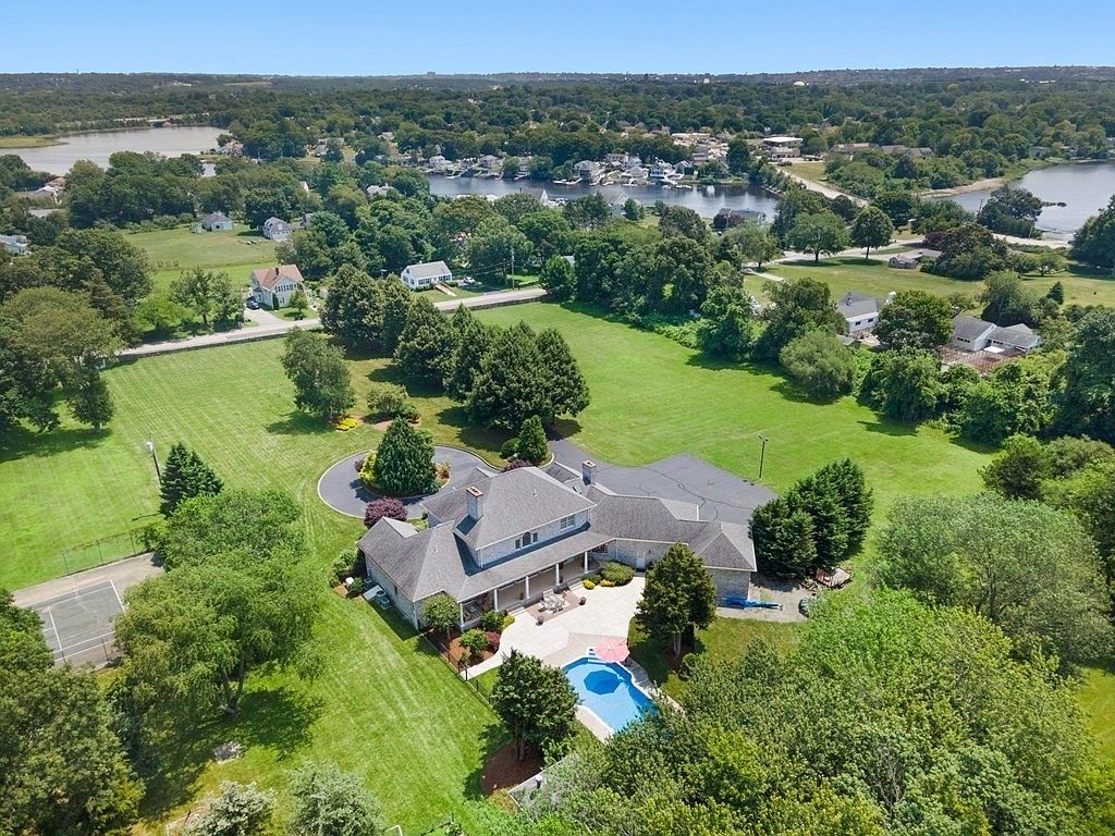 401 Cedar Ave, Swansea, MA 02777 MLS 73137861 Zillow