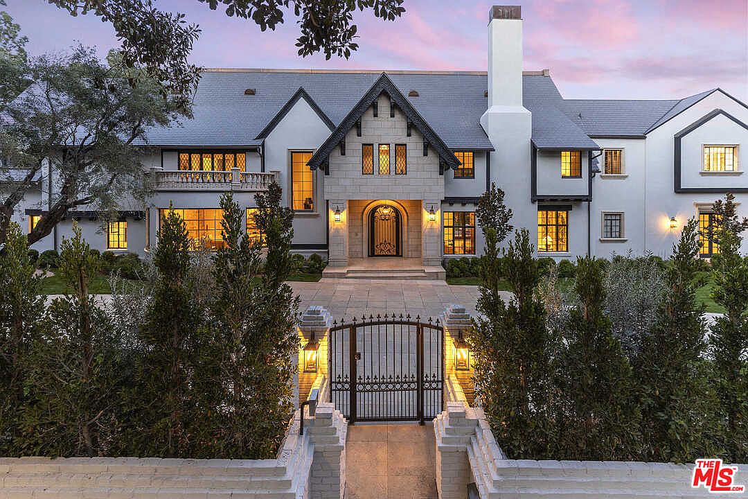 910 N Rexford Dr, Beverly Hills, CA 90210 | Zillow