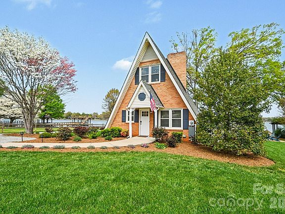 2nd image of 250 Ponderosa Cir