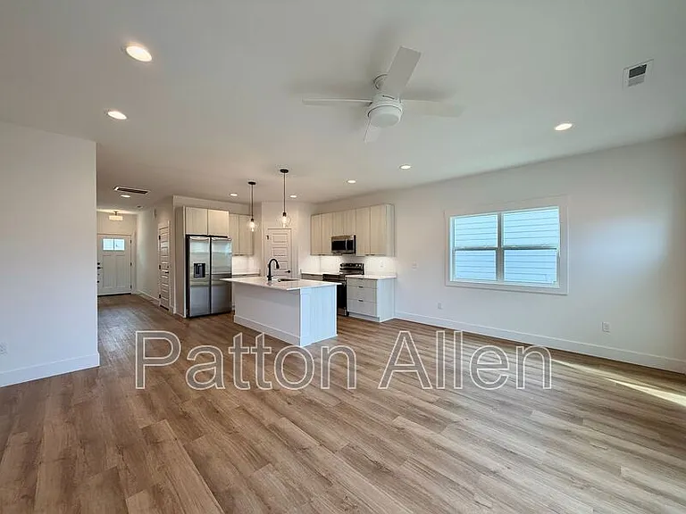 30 Bruce Rd — Photo 4