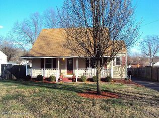 133 Mills Dr, Louisville, KY 40216