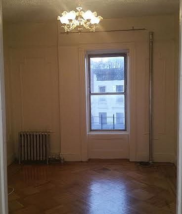 3rd image of 691 Nostrand Ave APT 4R