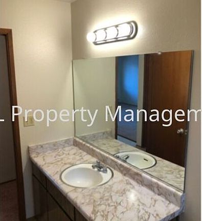3rd image of 8174 Kelton Dr #4
