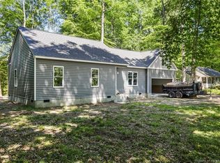 323 Windsor, North, VA 23128