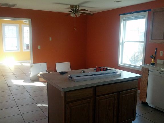 Open Kitchen & Dining Area