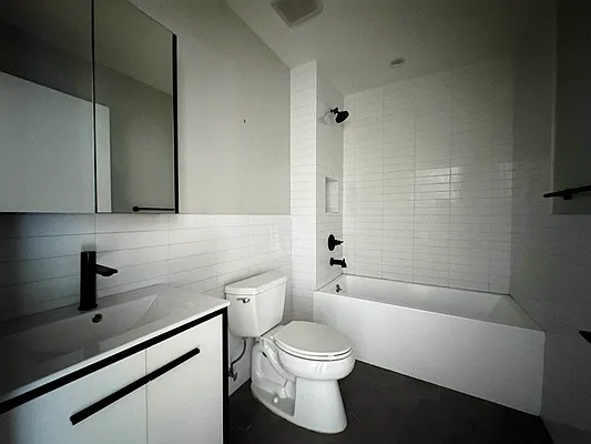 Rented by Bruma Realty LLC | media 19