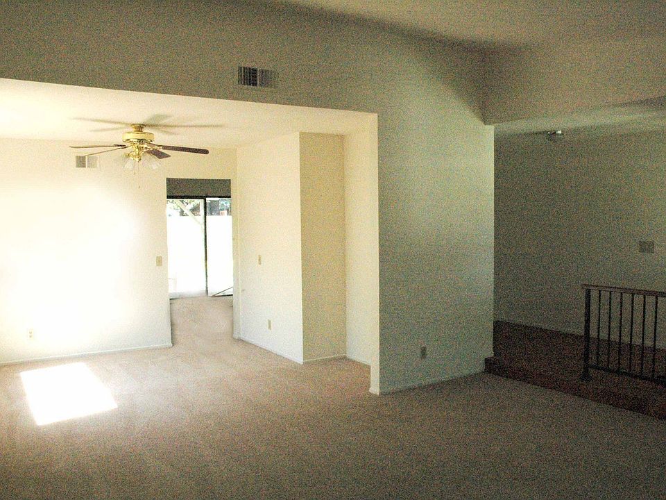 2nd image of 825 Glenlea St