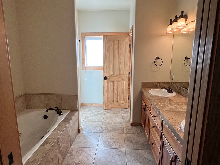118 River Oaks Ct — Photo 16