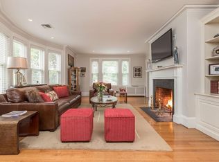 160 Summit Ave, Quincy, MA 02170