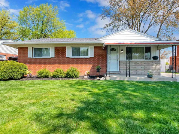 18361 Bittersweet, Fraser, MI 48026