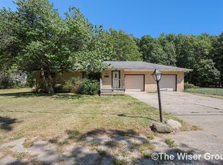 1646 Wilson Ave NW, Grand Rapids, MI 49534