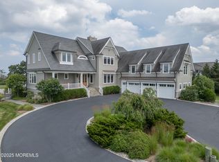47 Paag Cir, Little Silver, NJ 07739