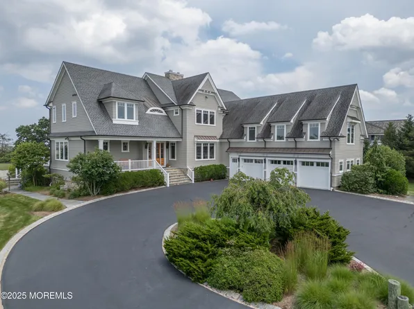 47 Paag Circle, Little Silver, NJ 07739