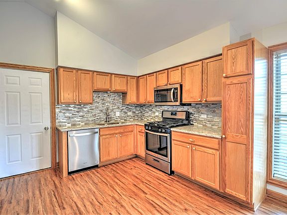 5th image of 59 Corinth Dr