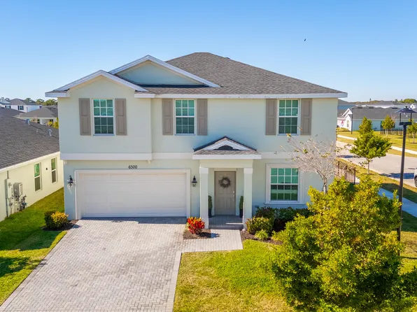 6300 NW Leafmore Lane, Port St Lucie, FL 34987