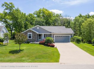 15277 Club Course Dr, Bath, MI 48808