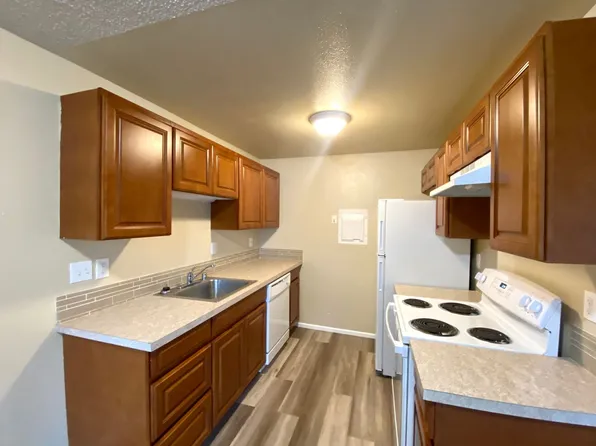 Lincoln Ave Apartments LLC, 12615-12623 Lincoln Ave SW #15-1, Lakewood, WA 98499