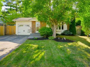 1334 Sycamore Dr, Burlington, ON L7M1H2