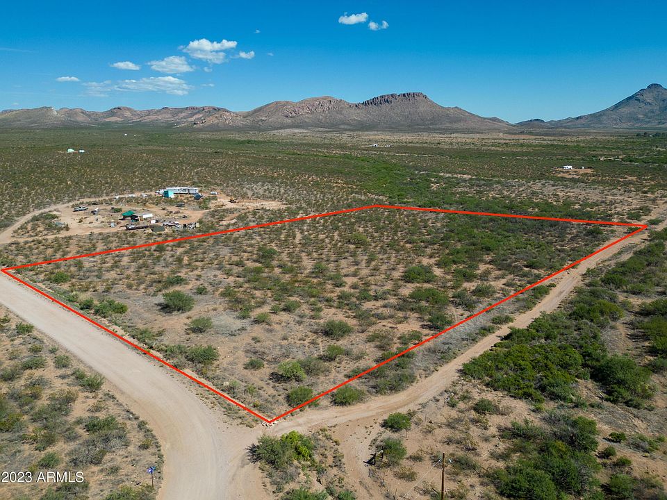1st image of 5.1 Acres N Calle La Quinta -- #227