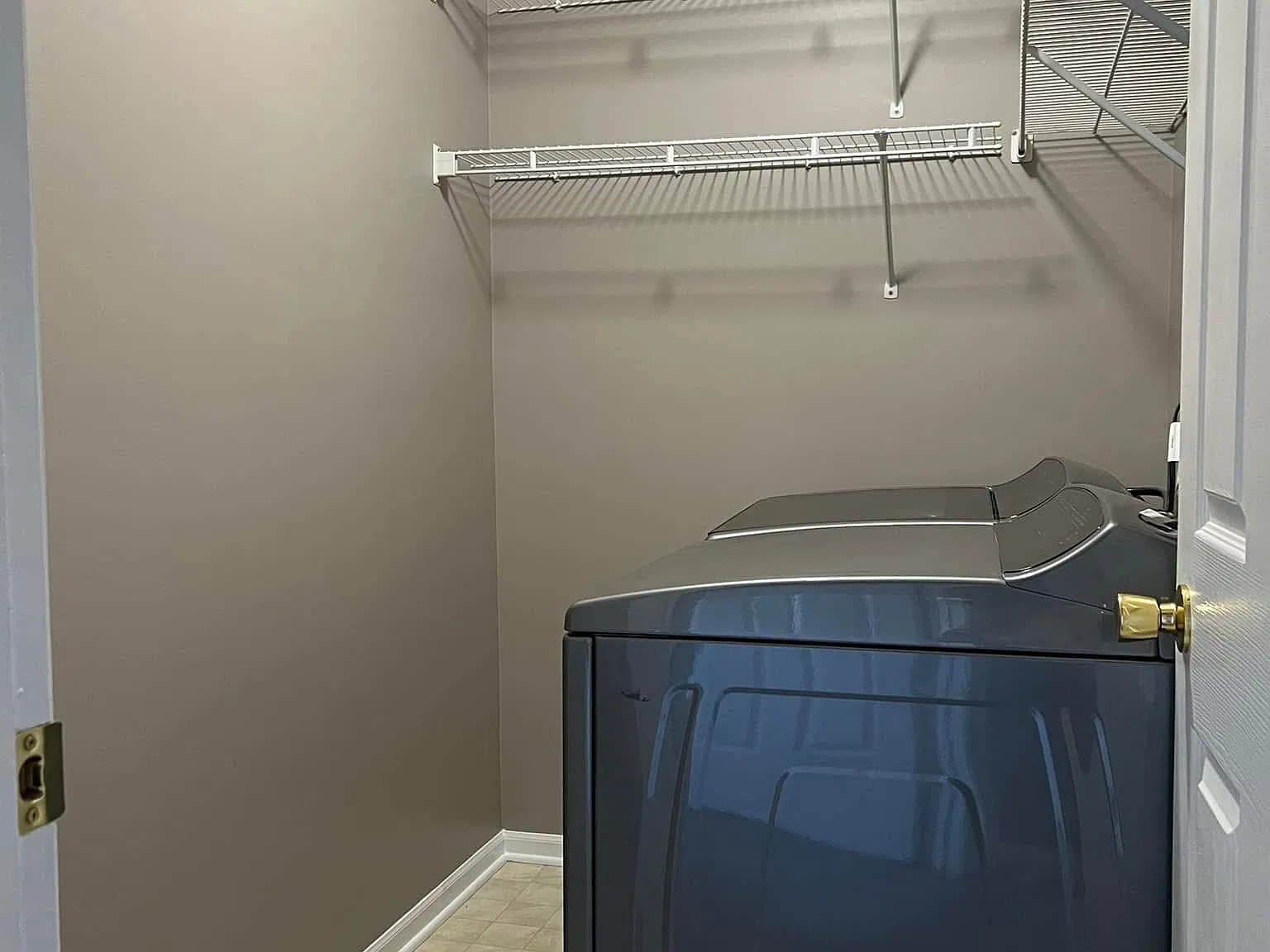3 bed, 2.5 bath, 1700 sqft, $2,300 — Photo 3