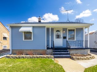 3229 Sangamon St, Steger, IL 60475