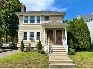 61-63 Newell Rd #1, Auburndale, MA 02466