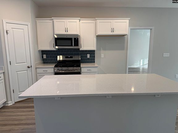 5th image of 241 Raglins Way