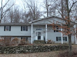 11 Hemlock Hl, Cornwall, NY 12518