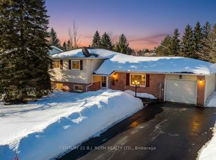 2246 Richardson St, Innisfil, ON L9S 1G5