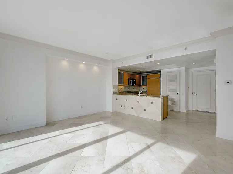 322 Karen Ave #804 — Photo 11