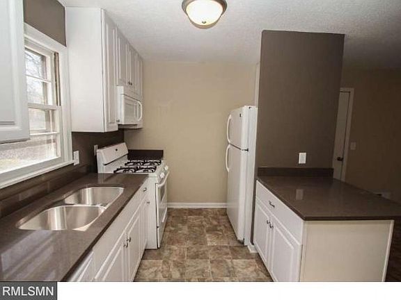 5th image of 10733 7th St NE