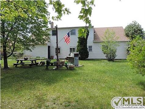 3rd image of 229 Hearth Ct W