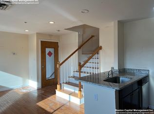 227 Washington St #2, Newton, MA 02458