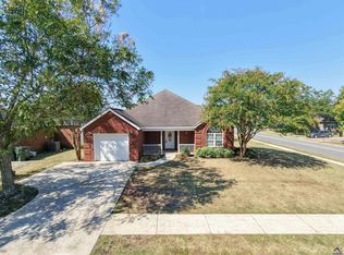 101 Alexandria Ct, Byron, GA 31008