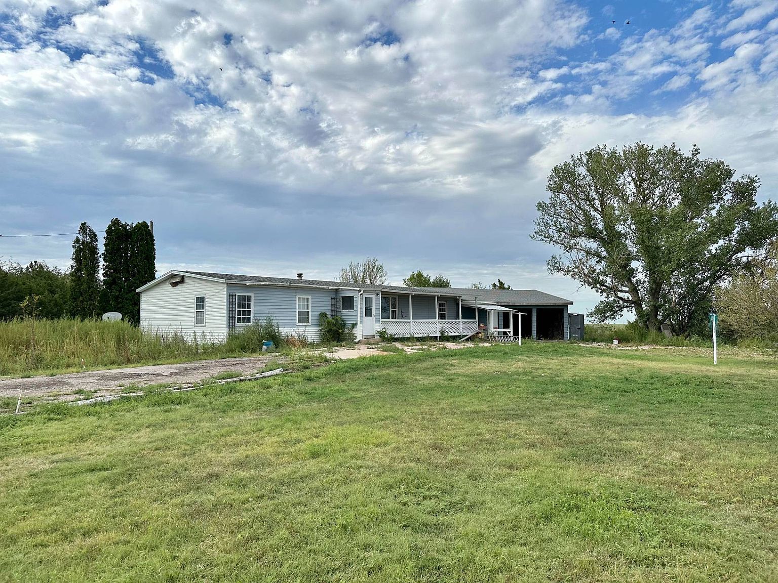 615 W Oak St, Colby, KS 67701 MLS 11198935 Zillow