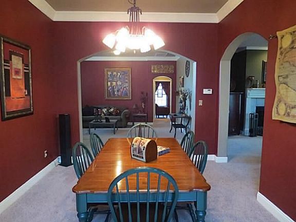 5th image of 3909 Dendron Dr